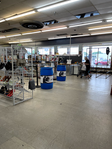 Thrift Store «Downtown Rescue Mission Thrift», reviews and photos