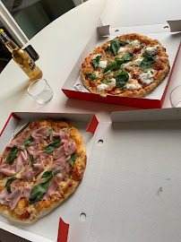 Plats et boissons du Restaurant italien Atelier Fratelli - Focaccia & Pizza à Paris - n°9