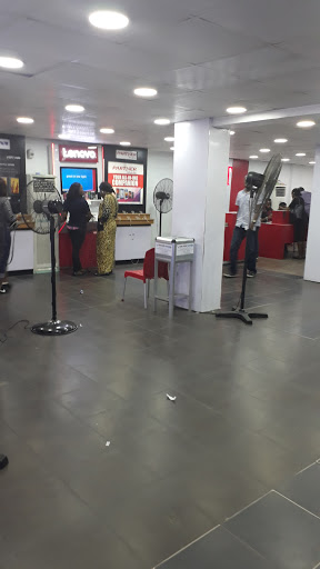 SLOT, 67 Adeniran Ogunsanya St, Surulere 100271, Lagos, Nigeria, Barber Shop, state Lagos