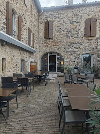 Atmosphère du Restaurant - Hôtel La Calade Salagou à Octon - n°3