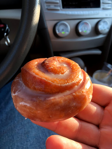 Donut Shop «Luna Donuts», reviews and photos, 1630 Valwood Pkwy # 102, Carrollton, TX 75006, USA