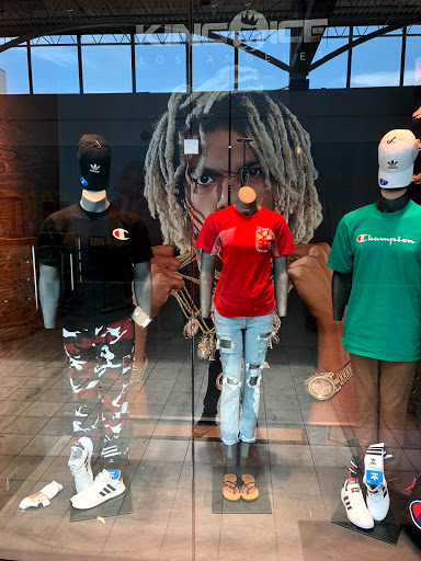 Clothing Store «Zumiez», reviews and photos, 1201 Boston Post Rd #2031, Milford, CT 06460, USA