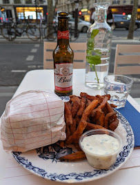 Plats et boissons du Restaurant de hamburgers Birdy à Paris - n°3