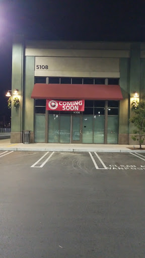 Shopping Mall «Shops at the Ridge», reviews and photos, 5100 Broadway, Oakland, CA 94611, USA