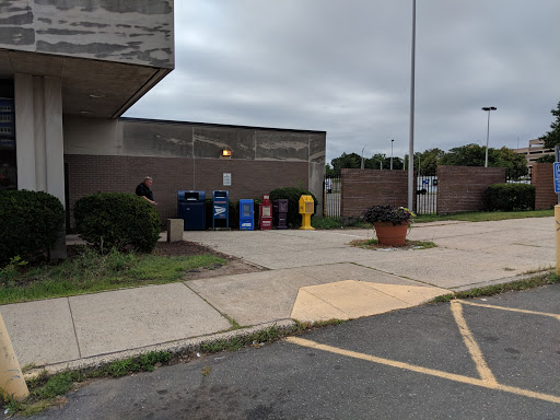 Post Office «United States Postal Service», reviews and photos, 135 Chestnut St, New Britain, CT 06050, USA