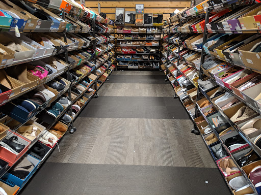 Shoe Store «DSW Designer Shoe Warehouse», reviews and photos, 10400 Old Georgetown Rd, Bethesda, MD 20814, USA