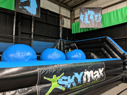 Skymax Trampoline Arena image 3