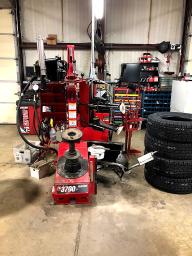 Auto Repair Shop «Brookhaven Performance Auto and Tire», reviews and photos, 102 Walker Ln, Russellville, KY 42276, USA