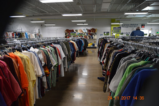 Thrift Store «Westminster Goodwill Retail Store and Donation Center», reviews and photos, 200 Baltimore Blvd, Westminster, MD 21157, USA