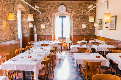Restaurant Sant Jaume | Restaurante Premia de Dalt - Riera de Sant Pere, 147, 08338 Premià de Dalt, Barcelona, Spain