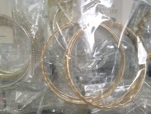 Beauty Supply Store «HM Beauty Supply», reviews and photos, 2650 Midway Rd, Carrollton, TX 75006, USA