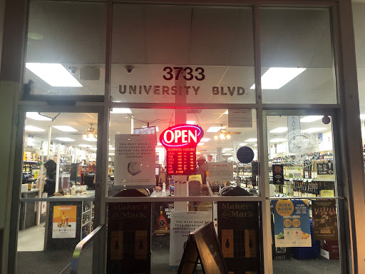 Liquor Store «Montgomery County Liquor & Wine - Kensington», reviews and photos, 3733 University Blvd W, Kensington, MD 20895, USA