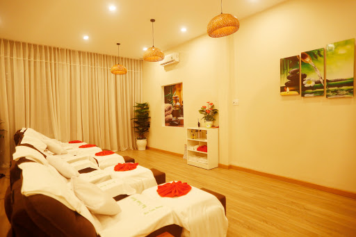 Af1qipny2tbmob03sq6hv2takvqt4fhziaqm6gm1sdio