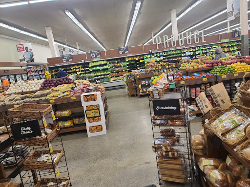 Grocery Store «Albertsons», reviews and photos, 15100 SE 38th St, Bellevue, WA 98006, USA