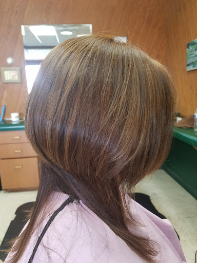 Beauty Salon «Cutz Hair Salon», reviews and photos, 2956 S Rochester Rd, Rochester Hills, MI 48307, USA