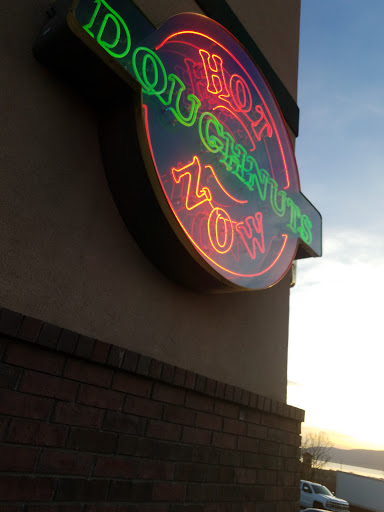 Bakery «Krispy Kreme Doughnuts», reviews and photos, 417 W University Pkwy, Orem, UT 84057, USA