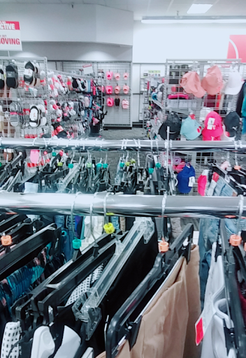 Clothing Store «Burlington Coat Factory», reviews and photos, 13092 Harbor Blvd, Garden Grove, CA 92843, USA