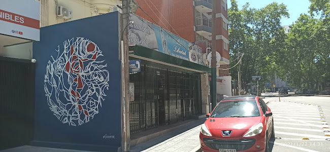 Opiniones de Panadería Y Rotisería "La Libertad" en Montevideo - Panadería