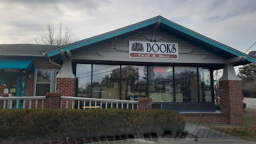 Used Book Store «McAllister & Solomon», reviews and photos, 4402 Wrightsville Ave, Wilmington, NC 28403, USA