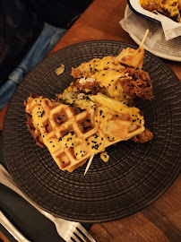 Chicken and Waffles du Restaurant américain Mama Jackson Soul Food Restaurant à Paris - n°18