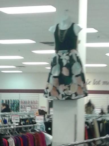 Shopping Mall «Great Western Shopping Center», reviews and photos, 240 N Wilson Rd, Columbus, OH 43204, USA