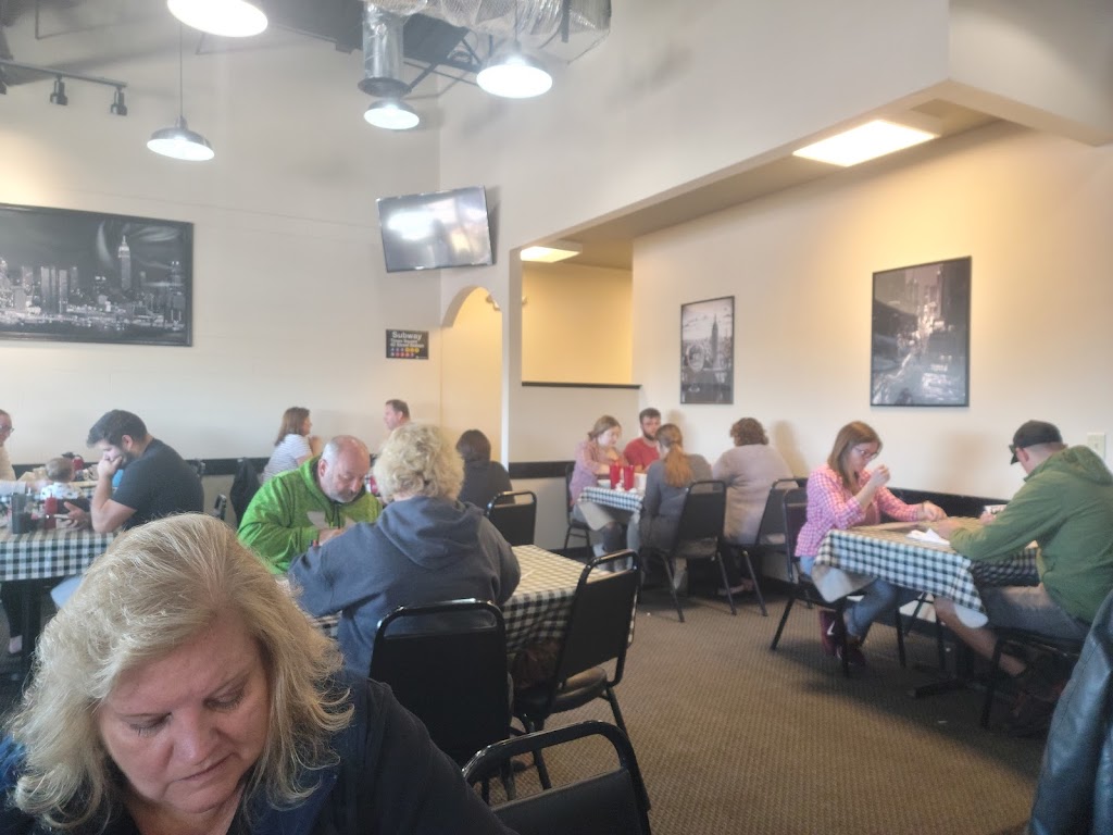 Big Apple Cafe on Log Pond 43055