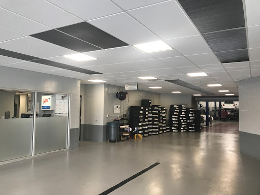 Car Dealer «LaFontaine Toyota», reviews and photos, 2027 S Telegraph Rd, Dearborn, MI 48124, USA