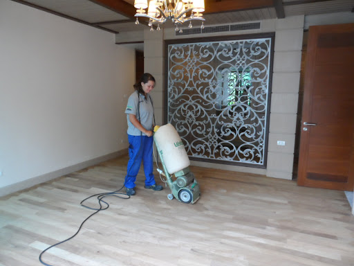 Wood Floor Phuket / Phuket Flooring Ltd.