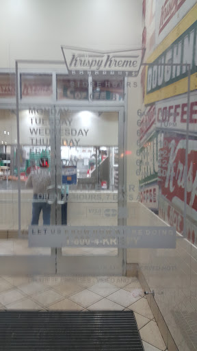 Bakery «Krispy Kreme Doughnuts», reviews and photos, 208 W 14 Mile Rd, Troy, MI 48083, USA
