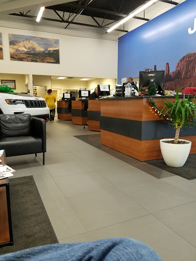 Car Dealer «Falls Chrysler Jeep Dodge», reviews and photos, 4100 State Rd, Cuyahoga Falls, OH 44223, USA