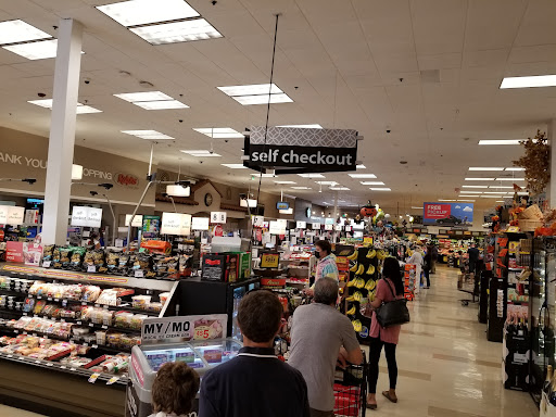 Grocery Store «Ralphs», reviews and photos, 3601 E Foothill Blvd, Pasadena, CA 91107, USA