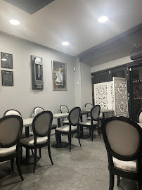 Atmosphère du Restaurant marocain Le Mogador à Neuilly-sur-Seine - n°3