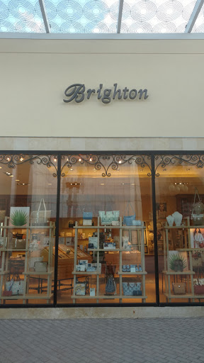 Shopping Mall «Westfield Old Orchard», reviews and photos, 4905 Old Orchard Shopping Center, Skokie, IL 60077, USA