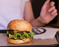 Hamburger du Restaurant végétalien Hank Burger à Paris - n°14