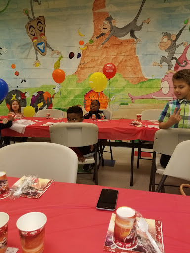 Bowling Alley «Buffaloe Lanes Erwin Family Bowling Center», reviews and photos, 100 W Jackson Blvd, Erwin, NC 28339, USA