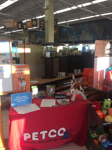 Pet Supply Store «Petco Animal Supplies», reviews and photos, 300 Hylan Dr, Rochester, NY 14623, USA