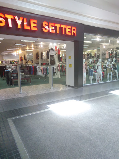 Shopping Mall «Golden East Crossing», reviews and photos, 1100 N Wesleyan Blvd, Rocky Mount, NC 27804, USA