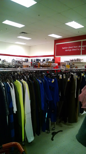 Department Store «T.J. Maxx», reviews and photos, 700 Broadway, Westwood, NJ 07675, USA