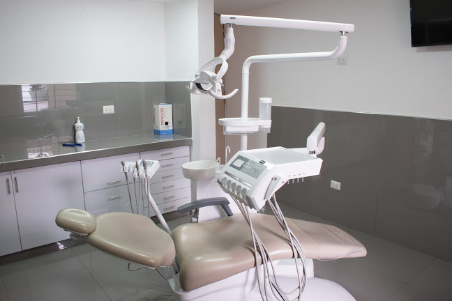 Opiniones de Centro Odontológico "Mis Odontólogos" en Lima - Dentista