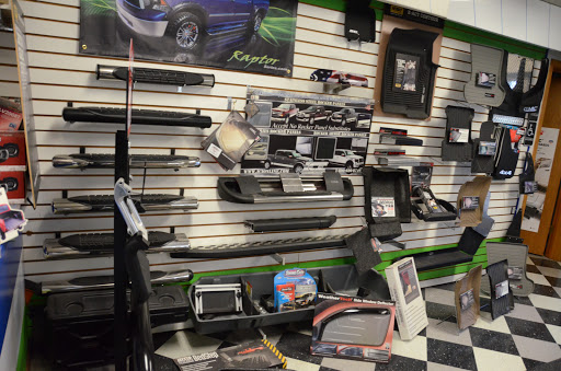 Truck Accessories Store «Auto Accessory & Install», reviews and photos, 198 Cedar Cross Rd, Dubuque, IA 52003, USA