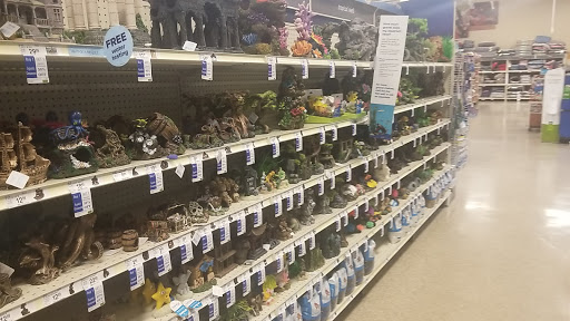 Pet Supply Store «PetSmart», reviews and photos, 3439 Princeton Rd, Hamilton, OH 45011, USA