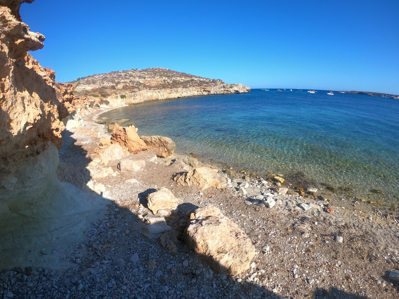 Photo of Cala Preveto with partly clean level of cleanliness
