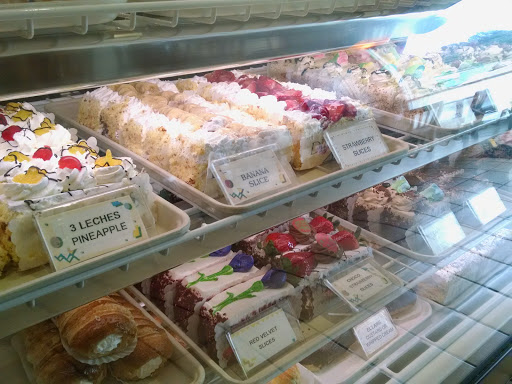 Shopping Mall «Crystal Springs Shopping Village», reviews and photos, 100 De Anza Blvd, San Mateo, CA 94402, USA