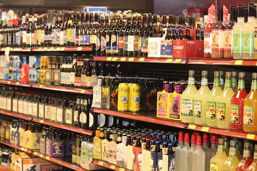 Liquor Store «Cardinal Wine & Spirits», reviews and photos, 1616 W Algonquin Rd, Hoffman Estates, IL 60192, USA