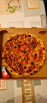 Plats et boissons du Pizzeria Five Pizza Original - Paris 20 - n°9