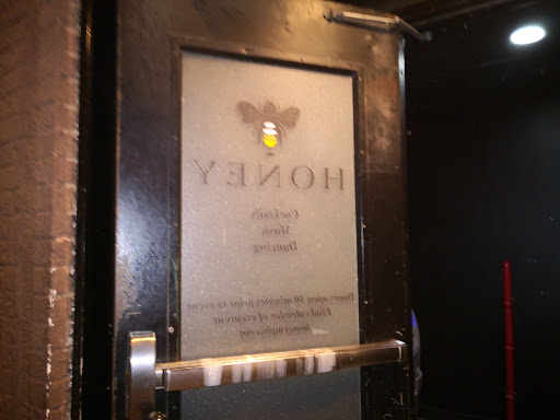 Live Music Venue «Honey», reviews and photos, 205 E Hennepin Ave, Minneapolis, MN 55414, USA