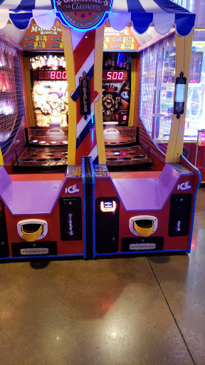 Sports Bar «Uptown Alley», reviews and photos, 6101 Brad McNeer Pkwy, Midlothian, VA 23112, USA