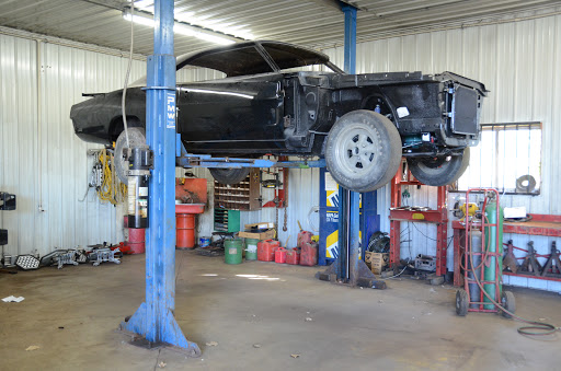 Auto Body Shop «Automotive Specialties», reviews and photos, 208 Wolf St, Yorkville, IL 60560, USA