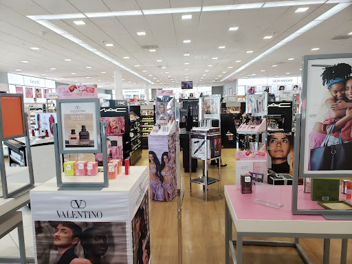 Shopping Mall «Patrick Henry Mall», reviews and photos, 12300 Jefferson Ave, Newport News, VA 23602, USA