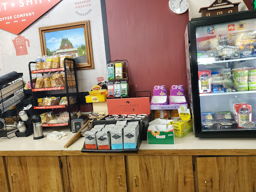 Convenience Store «Blodgett Country Store», reviews and photos, 21412 US-20, Blodgett, OR 97326, USA
